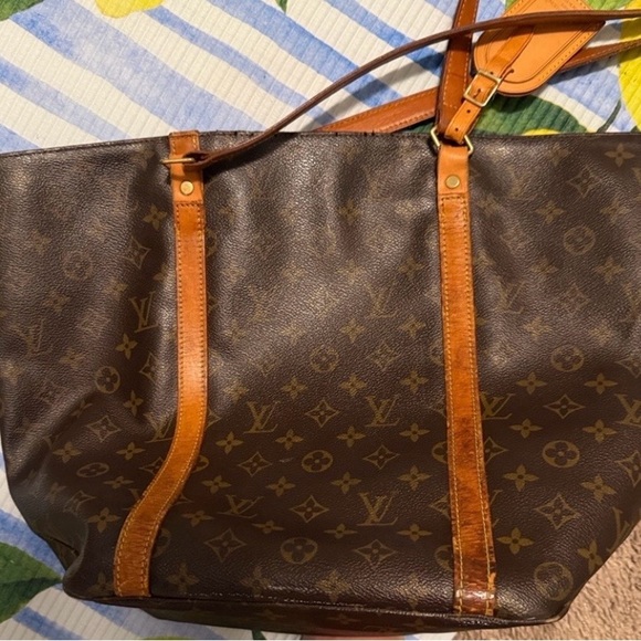 Louis Vuitton Monogram Sac Shopper Tote - Picture 2 of 9